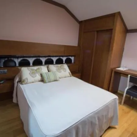 Casa Grand Galicia Hotel Junquera de Espadañedo